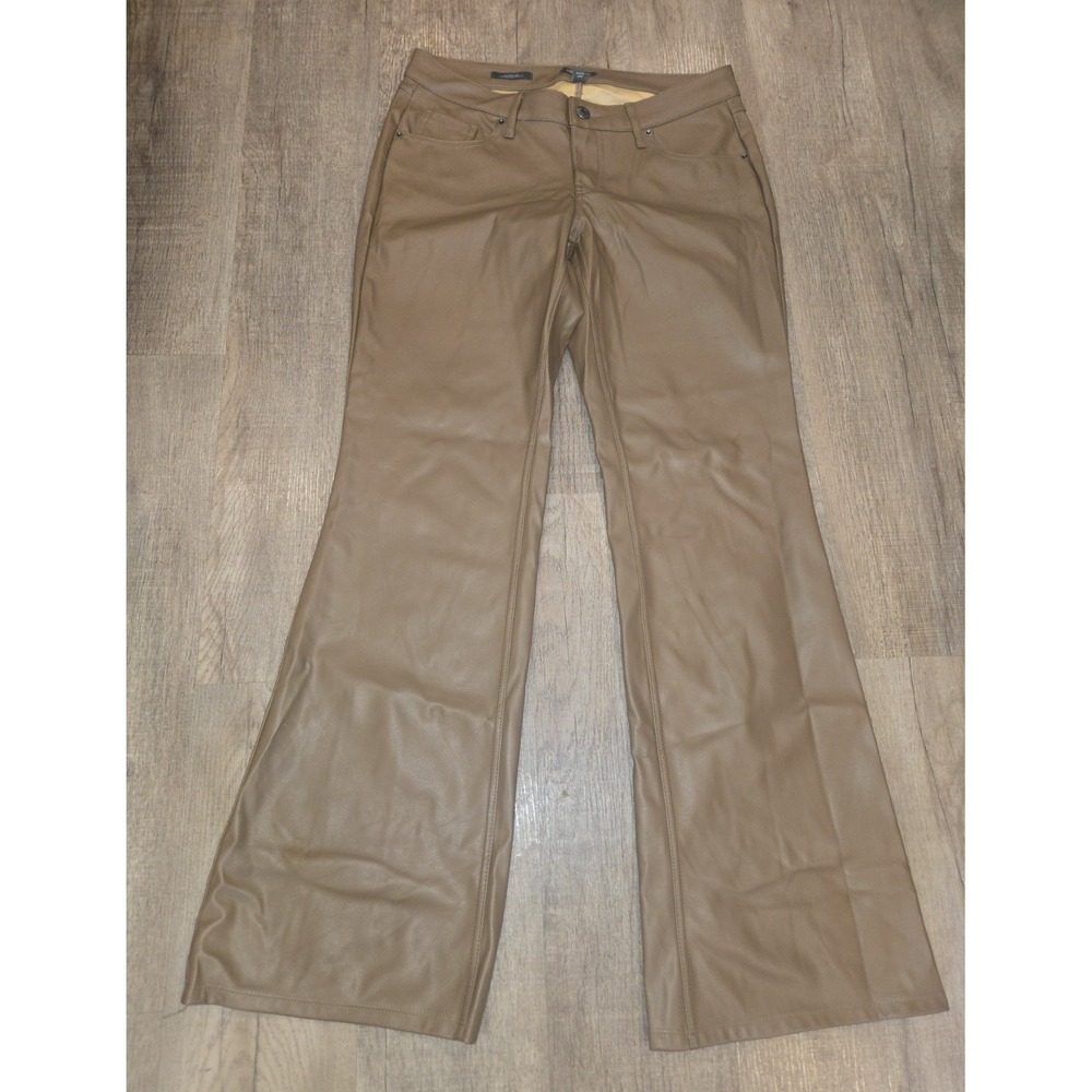 Wild Fable Women's Low-Rise Faux Leather Flare Pants‎ Size 6 Brown